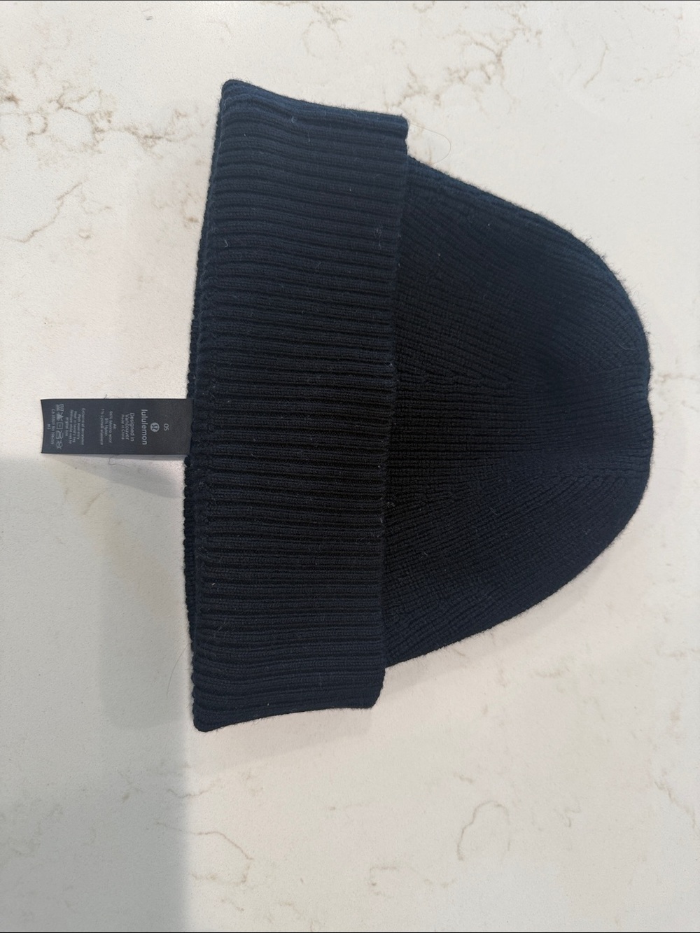 Uniqlo Black Ribbed Cuff Beanie